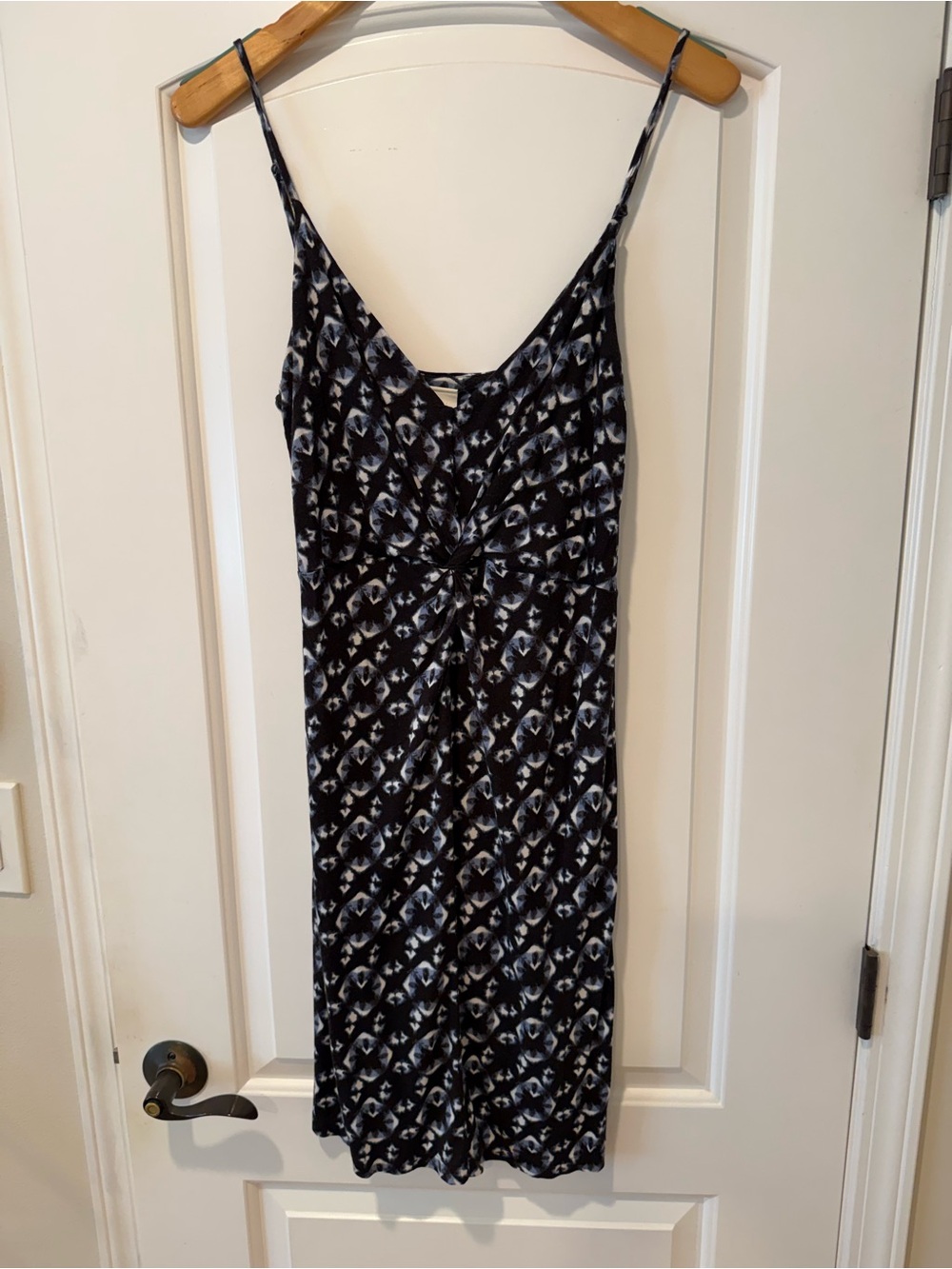 H&M Black and blue Patterned Spaghetti-Strap Midi Dress